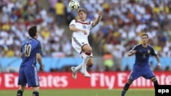 Toni Kroos və Lionel Messi - 2014-cü il dünya çempionatı. Brazil, 13 July 2014.