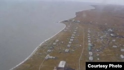 Поселок Бугрино на арктическом острове Колгуев