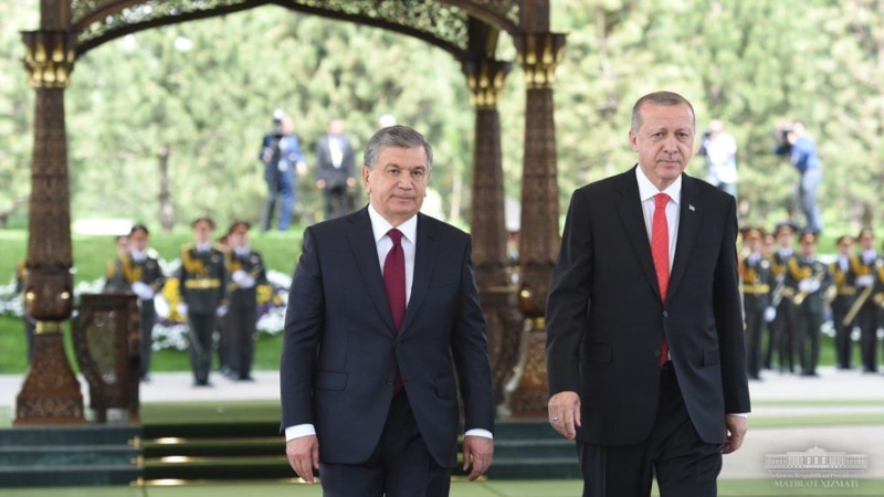 Erdogan viziton Uzbekistanin