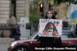 Protestele din 2022 au fost provocate de moartea unei tinere arestate pentru că nu purta vălul islamic.