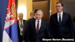 Президент Сербии Александар Вучич и Владимир Путин в Белграде (архивное фото)