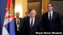 Россия президенти Владимир Путин Сербия раҳбари Александр Вучич билан Белградда учрашди.