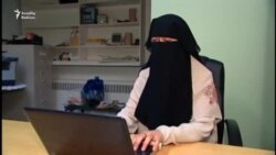 Kanadada niqab qadağan edilir