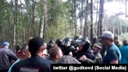 Протестите против изградба на депонија во близина на Москва 