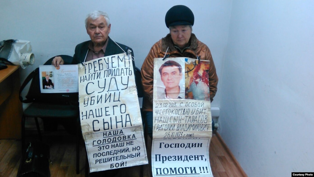 Зер тастар бар порно Ол веб-камера арқылы өзінің сүйкімділігін көрсетті.