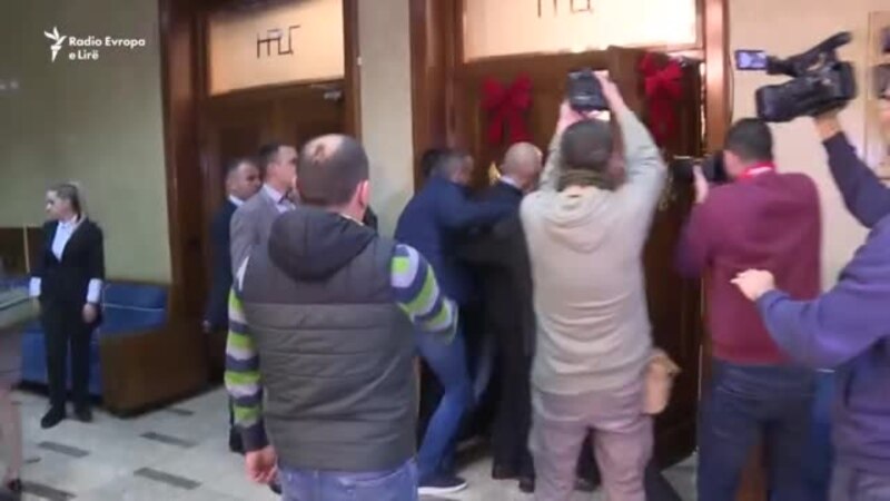 Incident në Kuvendin e Malit të Zi