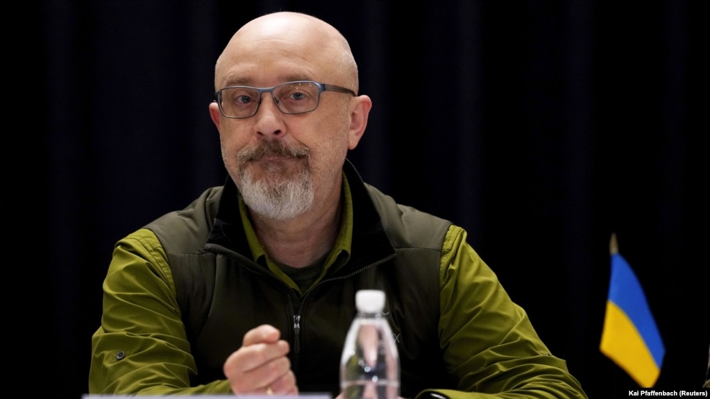 Олексій Резніков під час засідання Консультативної групи щодо оборони України на авіабазі ВПС США «Рамштайн» у Німеччині, 26 квітня 2022 року