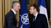 Presidenti i Francës, Emmanuel Macron dhe sekretari i Përgjithshëm i NATO-s, Jens Stoltenberg. 