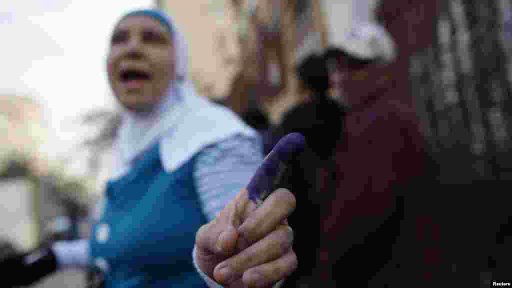 Misirdə Konstitusiya layihəsi üzrə referendum keçirilir