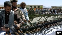 افراد مسلح غیر مسوول، تهدید جدی تر از داعش و طالبان