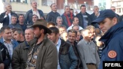 Workers at Niksic steel mill held a warning labor stoppage in November.