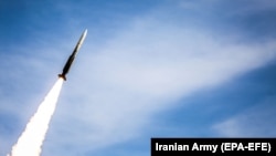 Іранське державне телебачення повідомило 15 січня, що в рамках навчань Корпус вартових Ісламської революції здійснив кілька запусків балістичних ракет «земля-земля» (фото ілюстраційне)