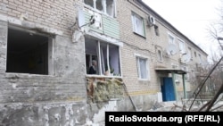 Наслідки обстрілів у селищі Новолуганське, Донецька область, 19 грудня 2017 року