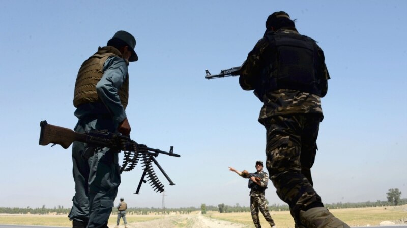 Sulmet e talibanëve kanë vrarë 14 ushtarë dhe policë afganë