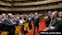 Armenia - New Armenian President Armen Sarkissian arrives for his inauguration ceremony in Yerevan, 9 April 2018.