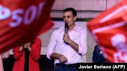 Премиер на Испания в момента е социалистът Педро Санчес, който обаче няма мнозинство
