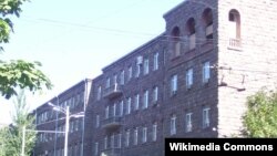 Здание СНБ в Ереване