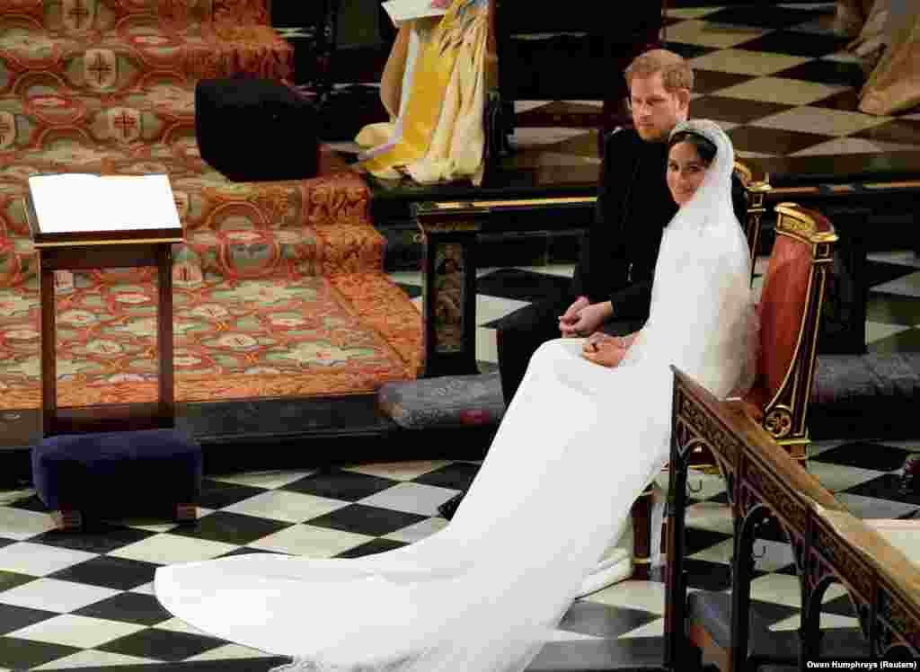  Princi Harry dhe Meghan Markel u martuan sot në kishën St.George në Kështjellën Windsor.
