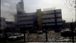 У Росії через пожежу в дитячому торговельному центрі загинула людина (відео)