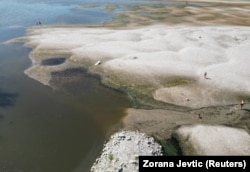 Istorijski nizak vodostaj Dunava kod Apatina u Vojvodini, 29. jul 2026.