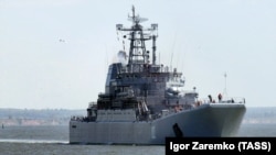 Великий десантний корабель «Калининград», архівне фото 2004 року