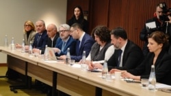 Главной целью объединения оппозиционные партии провозгласили смену власти и возвращение Грузии на путь евроатлантической интеграции. 