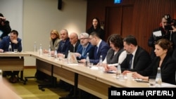 Главной целью объединения оппозиционные партии провозгласили смену власти и возвращение Грузии на путь евроатлантической интеграции. 