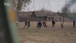 Майже дві тисячі однофамільців, але не родичів
