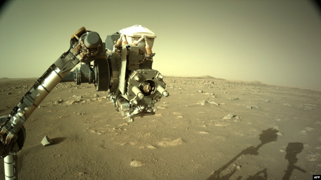 Снимка от Марс, изпратена на 9 март 2021 г. от марсохода "Постоянство".