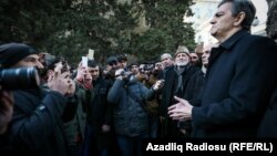 Баррасии "парвандаи Нардарон" дар додгоҳи Боку.
25 декбари соли 2017