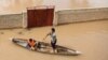 تخلیه بیمارستان سلامت اهواز؛ تحویل ۴۰ قایق نجات از سوی آلمان