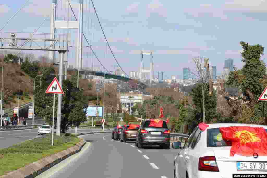 В городе Стамбуле проживает свыше 14 млн человек.&nbsp;