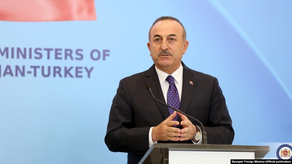 Ministri i Jashtëm i Turqisë, Mevlut Cavusoglu, ka konfirmuar se Shqipëria e ka ftuar atë në takim së bashku me palën greke. 