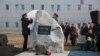 На території аеропорту «Бориспіль» відкрили сквер пам’яті жертв авіакатастрофи літака МАУ рейсу PS752, що був збитий поблизу Тегерана. Київ, 17 лютого 2020 року