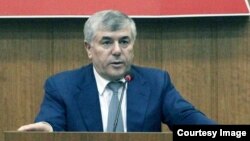 ГIалиев Сефер, Дагъистаналъул бухьеналъул ва телекоммуникациязул экс-министер