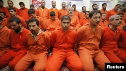 محتجزون في السجون العراقية عام 2010