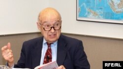 Marshall I. Goldman
