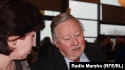 Дани --Нохчийн дуьненаюкъарчу конференцин декъашхой: "Бесланан Аз" юкъараллин куьйгалхо Кесаева Элла а, Европарламентан декъашхо Ландсбергис Витаутас а, КопенхIаген, (Маршо Радио/Аюбов Аслан), 17Заз12