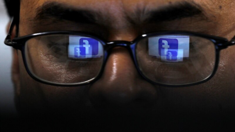 Фејсбук отстрани повеќе од 100 лажни страници од Пакистан 