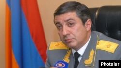 Armenia - Mihran Poghosian, head of the Service for the Mandatory Execution of Judicial Acts, at a news conference in Yerevan, January 25, 2013.