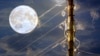 "Смотреть нельзя – может, можно хотя бы выть?" В Сибири чиновники запретили наблюдать в телескоп за Луной