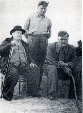 Я. Колас і беларускія пісьменьнікі Я. Купала, П. Броўка, З. Бядуля. г. Масква. 