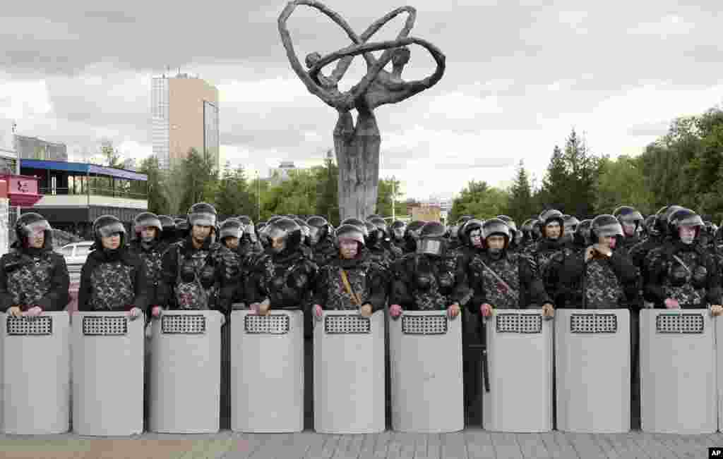 7 мая генеральная прокуратура Казахстана предупредила граждан об ответственности за участие в несанкционированных митингах.