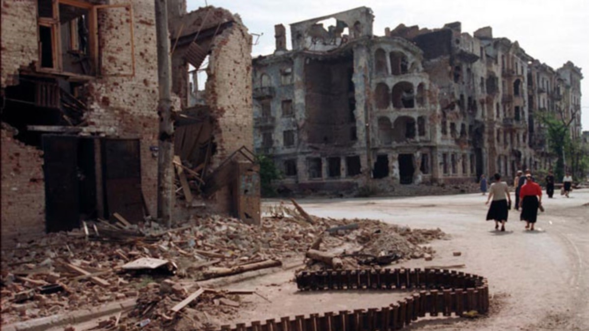 Разрушенный грозный. Бомбардировка Грозного 1994. Бомбардировка Грозного 1999.