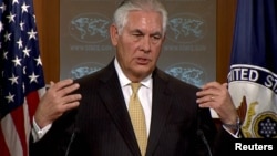 Dövlət katibi Rex Tillerson "İran daxilindəki elementlərə" dəstəyə çağırıb