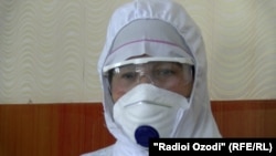 Instead of visiting Mecca, Shirin Nazirmadova will be working at a Tajik hospital to treat people with COVID-19.