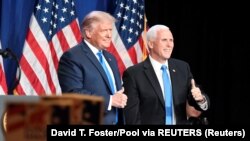 Bivši američki predsednik i potpredsednik, Donald Tramp (Trump) i Majk Pens (Mike Pence), avgust 2020. 