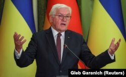 Președintele Ucrainei, Frank-Walter Steinmeier, într-o vizită la Kiev, Ucraina, pe 25 octombrie 2022.