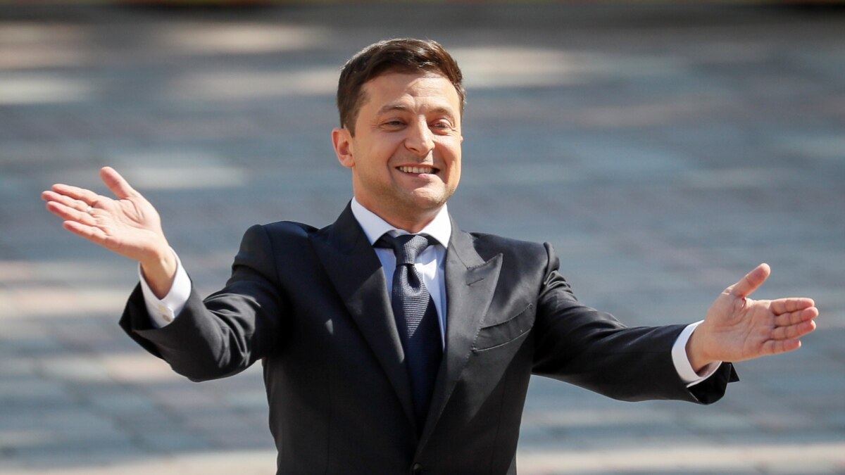 Ukranian Actor President Says Wednesday Is The Day / Hugo Talks