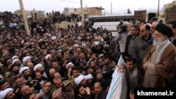 Supreme Leader Ayatollah Ali Khamenei visited earthquake-affected areas in Kermanshah Province on November 20.